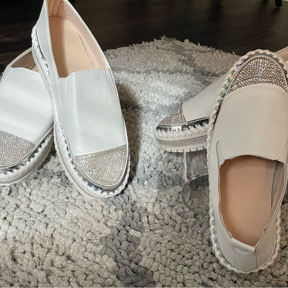 White and silver slip on sneakers - Picture 2 of 2